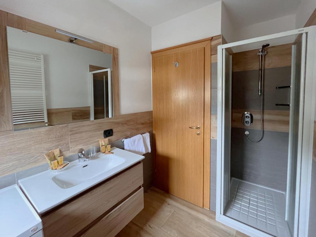 Skyrim Apartment - City Centre Λιβίνιο Εξωτερικό φωτογραφία